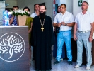 Настоятель монастыря принял участие в открытии нового медицинского центра_5